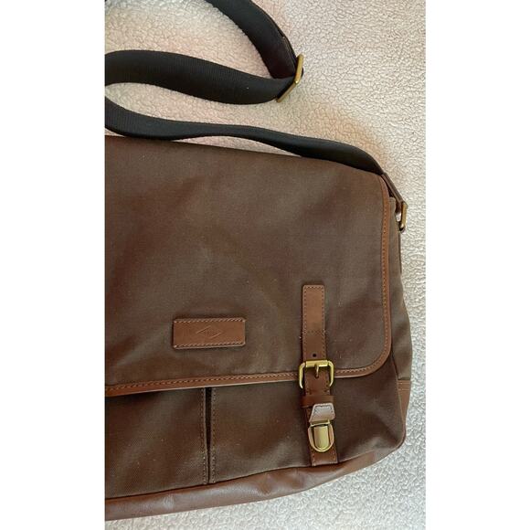 Fossil Canvas Messenger Bag Laptop Shoulder Satchel Strap Brown With pockets - Picture 6 of 11